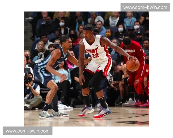 前场逼抢与攻防转换提速 活塞净效率值8.0领跑东部诸强 前场逼抢与攻防转换提速 活塞净效率值8.0领跑东部诸强